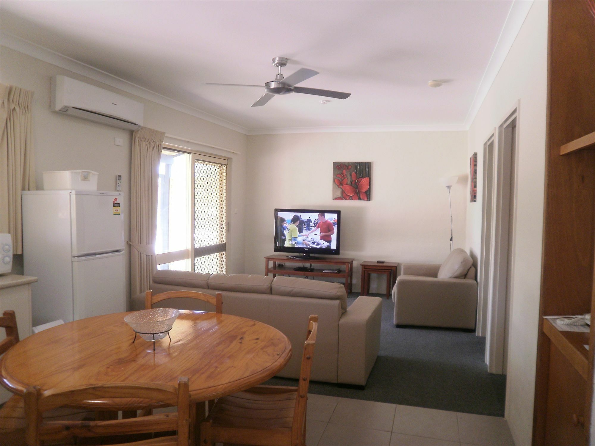 The Carmel Yamba Motel Ngoại thất bức ảnh